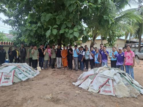 พช.โกสุมพิสัย จังหวัดมหาสารคาม  ดำเนินโครงการสนับสนุนการขับเคลื่อนกิจกรรมตามแผนพัฒนาตำบล  กิจกรรม ส่งเสริมการทำปุ๋ยหมักชีวภาพใช้ในการเกษตร สู่การทำเกษตรอินทรีย์